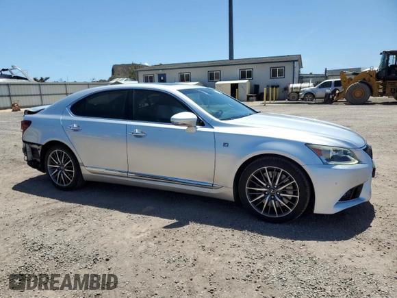 2014 Lexus LS 460 z VIN JTHBL5EF1E5130713, wystawiony jako Copart lot #52404315 z przebiegiem 56 575 mil mil oraz Szkoda całkowita • Salvage title. Historia ofert i sprzedaży dostępna na DreamBid. Obrazek 4.