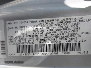 2006 Toyota Tacoma z VIN 5TETX22N76Z292655, wystawiony jako IAAI lot #41985857 z przebiegiem 248 821 mil mil oraz . Historia ofert i sprzedaży dostępna na DreamBid. Obrazek 9.