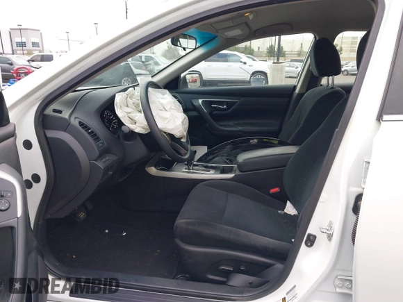 2015 Nissan Altima S with VIN 1N4AL3AP9FC468198, listed as a IAAI auction lot 41511370 with 58,085 mi miles and . Bid and sale history available at DreamBid. Image 5.