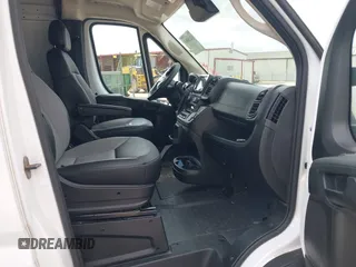 2024 Ram ProMaster Cargo Tradesman with VIN 3C6LRVDG0RE132209, listed as a IAAI auction lot 42216086 with 21,442 mi miles and . Bid and sale history available at DreamBid. Image 5.