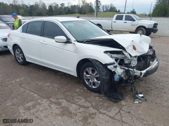 2012 Honda Accord Sdn SE with VIN 1HGCP2F61CA219646, listed as a IAAI auction lot 41877399 with 176,935 mi miles. Bid and sale history available at carsss.com. Image 1.