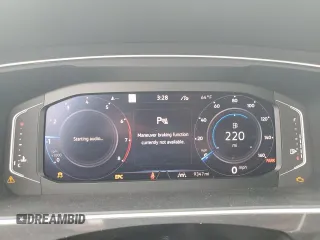 2024 Volkswagen Tiguan SEL R-Line z VIN 3VV4B7AX3RM141320, wystawiony jako Copart lot #55606335 z przebiegiem 9 347 mil mil oraz Szkoda całkowita • Salvage title. Historia ofert i sprzedaży dostępna na DreamBid. Obrazek 9.