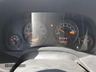 2017 Jeep Patriot Sport z VIN 1C4NJPBB4HD120494, wystawiony jako Copart lot #52203955 z przebiegiem 103 805 mil mil oraz Szkoda całkowita • Salvage title. Historia ofert i sprzedaży dostępna na DreamBid. Obrazek 9.