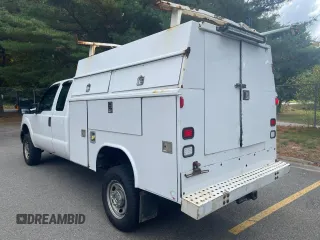 2016 Ford F-350 with VIN 1FD8X3B67GEC46263, listed as a Copart auction lot 47267935 with 241,492 mi miles and Clean title. Bid and sale history available at DreamBid. Image 3.