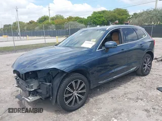 2020 Volvo XC60 Inscription with VIN YV4102DL1L1477942, listed as a IAAI auction lot 42118166 with 48,210 mi miles and . Bid and sale history available at DreamBid. Image 17.