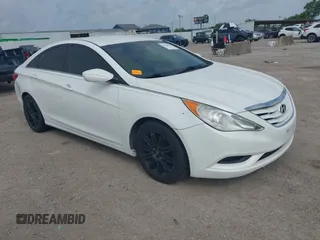 2013 Hyundai Sonata GLS z VIN 5NPEB4ACXDH532039, wystawiony jako IAAI lot #42536855 z przebiegiem 190 851 mil mil oraz . Historia ofert i sprzedaży dostępna na DreamBid. Obrazek 1.