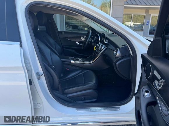2017 Mercedes-Benz C C 300 with VIN 55SWF4JB5HU220634, listed as a Copart auction lot 55511665 with 228,573 mi miles and Clean Title. Bid and sale history available at carsss.com. Image 5.