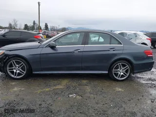 2016 Mercedes-Benz E-Class E 350 Sport with VIN WDDHF5KB7GB281277, listed as a IAAI auction lot 41058388 with 70,993 mi miles. Bid and sale history available at carsss.com. Image 15.
