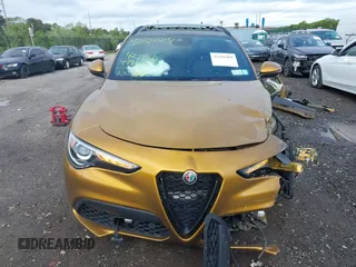 2022 Alfa Romeo Stelvio Veloce z VIN ZASPAKBNXN7D26328, wystawiony jako IAAI lot #42326409 z przebiegiem 42 494 mil mil oraz . Historia ofert i sprzedaży dostępna na DreamBid. Obrazek 12.
