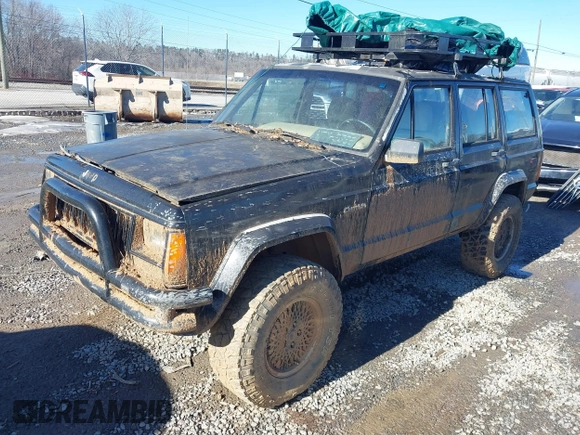 1996 Jeep Cherokee Country with VIN 1J4FJ78S8TL194375, listed as a IAAI auction lot 41286995 with 147,792 mi miles. Bid and sale history available at carsss.com. Image 2.