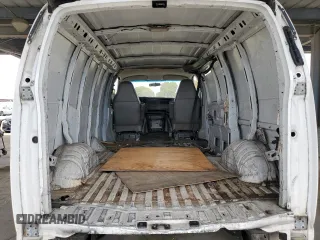 2007 GMC Savana Cargo Van with VIN 1GTGG25V371176393, listed as a Copart auction lot 47267215 with 214,764 mi miles and Salvage Title. Bid and sale history available at carsss.com. Image 10.