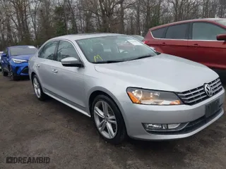 2015 Volkswagen Passat 2.0L TDI SEL Premium with VIN 1VWCV7A37FC054996, listed as a IAAI auction lot 41904980 with 122,312 mi miles. Bid and sale history available at carsss.com. Image 1.