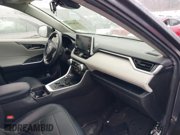 2021 Toyota RAV4 Hybrid XLE with VIN JTMRWRFVXMD127527, listed as a IAAI auction lot 41568988 with 66,358 mi miles. Bid and sale history available at carsss.com. Image 5.