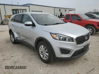2018 Kia Sorento L with VIN 5XYPG4A36JG429181, listed as a Copart auction lot 50866115 with 41,868 mi miles and Salvage Title. Bid and sale history available at carsss.com. Image 4.