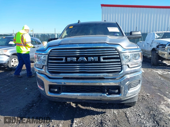 2020 Ram 2500 Big Horn with VIN 3C6UR5DL0LG155793, listed as a IAAI auction lot 41409151 with 70,466 mi miles and . Bid and sale history available at DreamBid. Image 12.