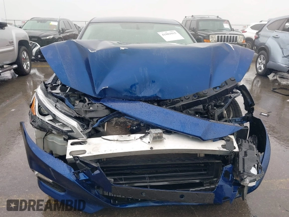 2019 Nissan Altima SR with VIN 1N4BL4CV8KC133935, listed as a IAAI auction lot 41903915 with 97,787 mi miles and . Bid and sale history available at DreamBid. Image 13.