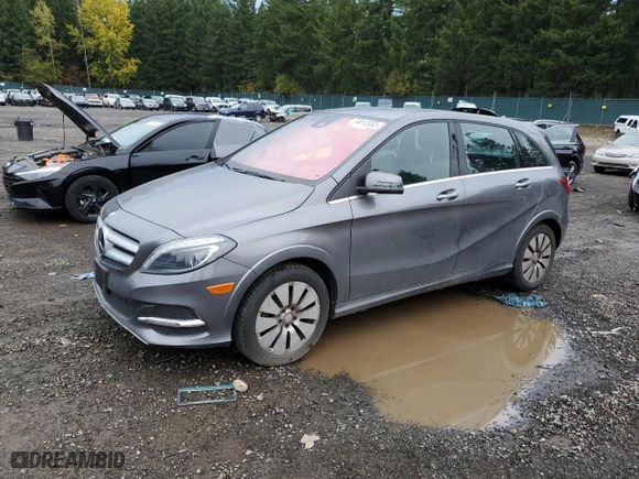 2015 Mercedes-Benz B-Class with VIN WDDVP9AB4FJ006687, listed as a Copart auction lot 74812333 with NaN miles. Bid and sale history available at carsss.com. Image 1.