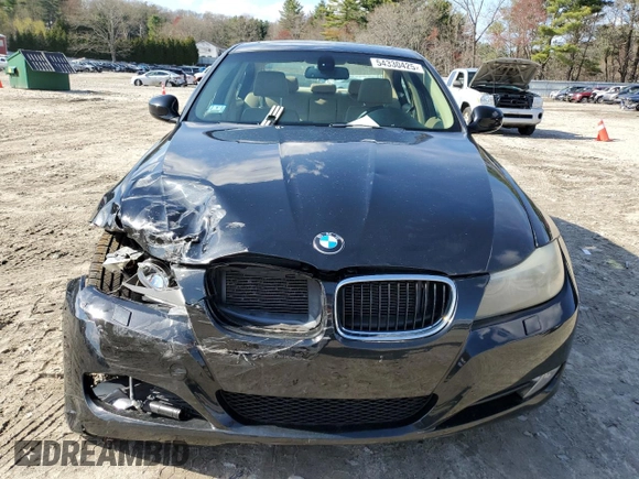 2011 BMW 3 Series 328i xDrive with VIN WBAPK5G50BNN80781, listed as a Copart auction lot 54330425 with 105,386 mi miles and Clean Title. Bid and sale history available at carsss.com. Image 5.