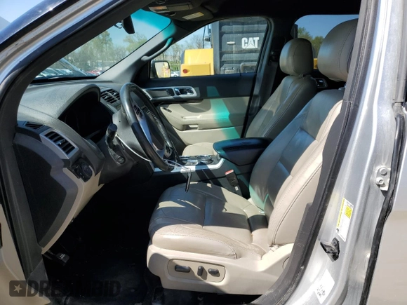 2013 Ford Explorer Limited z VIN 1FM5K8F80DGB90709, wystawiony jako Copart lot #53887535 z przebiegiem 271 001 mil mil oraz Czysty tytuł • Clean title. Historia ofert i sprzedaży dostępna na DreamBid. Obrazek 7.