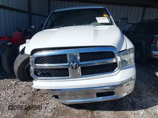 2017 Ram 1500 SLT z VIN 1C6RR7GT6HS537534, wystawiony jako IAAI lot #40744482 z przebiegiem 148 661 mil mil oraz . Historia ofert i sprzedaży dostępna na DreamBid. Obrazek 12.
