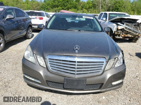 2012 Mercedes-Benz E 350 Luxury with VIN WDDHF8JB8CA532651, listed as a Copart auction lot 53087825 with 226,966 mi miles and Clean Title. Bid and sale history available at DreamBid. Image 5.