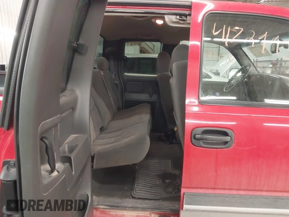 2006 Chevrolet Silverado 1500 LT3 with VIN 1GCEK19Z66Z202966, listed as a IAAI auction lot 41729953 with 196,530 mi miles and . Bid and sale history available at DreamBid. Image 8.