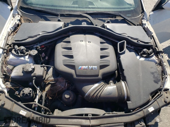 2013 BMW M3 with VIN WBSKG9C56DJ593825, listed as a Copart auction lot 75298514 with 85,798 mi miles and Salvage Title. Bid and sale history available at carsss.com. Image 13.