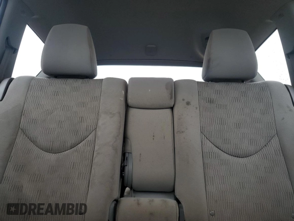 2012 Toyota RAV4 z VIN 2T3BF4DV7CW223706, wystawiony jako Copart lot #63867085 z przebiegiem 237 301 mil mil oraz Czysty tytuł • Clean title. Historia ofert i sprzedaży dostępna na DreamBid. Obrazek 10.