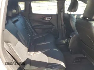 2024 Jeep Compass Trailhawk с VIN 3C4NJDDNXRT590322, выставлен на аукционе Copart как лот 47870985 с пробегом 13 232 миль миль и Списание • Salvage title. История ставок и продаж доступна на DreamBid. Изображение 11.