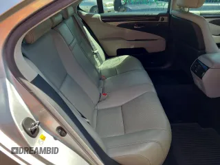 2015 Lexus LS 460 L with VIN JTHGL5EFXF5055498, listed as a Copart auction lot 82579834 with 112,465 mi miles and Salvage title. Bid and sale history available at DreamBid. Image 10.