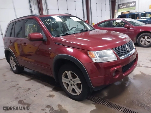 2006 Suzuki Grand Vitara Luxury with VIN JS3TD947264106126, listed as a IAAI auction lot 41961693 with 146,105 mi miles. Bid and sale history available at carsss.com. Image 1.