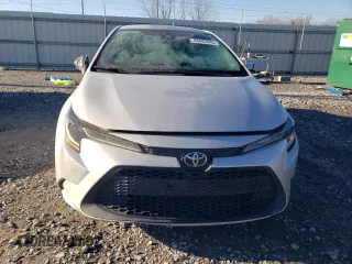 2021 Toyota Corolla LE with VIN 5YFEPMAE4MP157013, listed as a Copart auction lot 88683045 with 79,602 mi miles and Salvage Title. Bid and sale history available at DreamBid. Image 5.