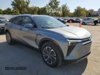 2024 Chevrolet Blazer EV eAWD LT z VIN 3GNKDBRJ2RS258862, wystawiony jako Copart lot #74804534 z przebiegiem 3 mil mil oraz Szkody całkowita. Historia ofert i sprzedaży dostępna na DreamBid. Obrazek 4.
