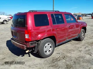 2015 Jeep Patriot Sport with VIN 1C4NJPBB7FD305149, listed as a IAAI auction lot 41643763 with 227,781 mi miles and . Bid and sale history available at carsss.com. Image 4.