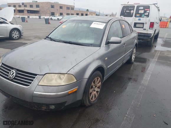 2002 Volkswagen Passat GLS with VIN WVWPD63B22P290089, listed as a IAAI auction lot 41460913 with 1 mi miles. Bid and sale history available at carsss.com. Image 6.