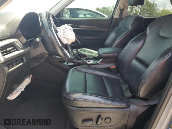 2020 Kia Telluride S with VIN 5XYP64HC1LG029489, listed as a Copart auction lot 59097345 with 108,360 mi miles and Non repairable. Bid and sale history available at DreamBid. Image 7.