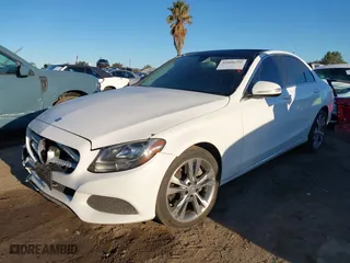 2015 Mercedes-Benz C-Class C 300 Luxury with VIN 55SWF4KB4FU021506, listed as a IAAI auction lot 41808356 with 97,258 mi miles. Bid and sale history available at carsss.com. Image 17.