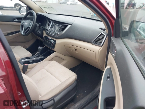 2016 Hyundai Tucson SE z VIN KM8J3CA47GU211841, wystawiony jako IAAI lot #42465483 z przebiegiem 140 666 mil mil oraz . Historia ofert i sprzedaży dostępna na DreamBid. Obrazek 5.