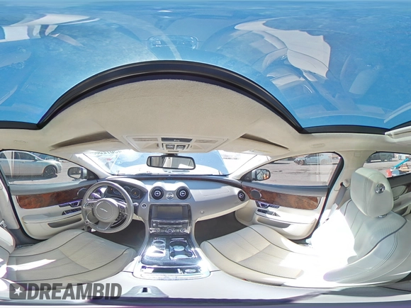 2014 Jaguar XJ Portfolio with VIN SAJWA2GZ2E8V70065, listed as a Copart auction lot 43872505 with 138,677 mi miles and Salvage title. Bid and sale history available at DreamBid. Image 13.
