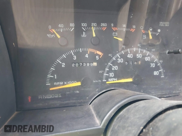 1994 GMC Sierra 1500 with VIN 2GDEK19K2R1549660, listed as a IAAI auction lot 41615642 with 207,399 mi miles and . Bid and sale history available at DreamBid. Image 7.