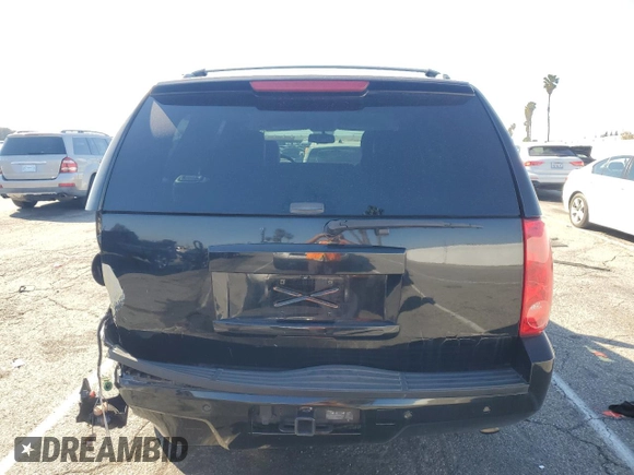 2014 GMC Yukon SLT with VIN 1GKS1CE07ER208318, listed as a Copart auction lot 46097405 with 98,882 mi miles and Salvage Title. Bid and sale history available at carsss.com. Image 6.