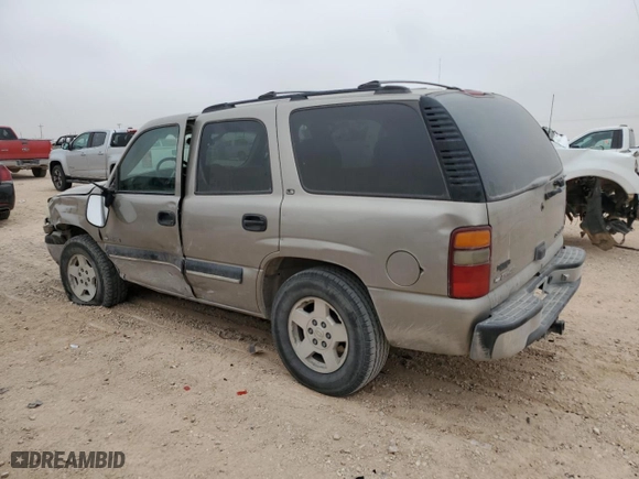 2001 Chevrolet Tahoe LT with VIN 1GNEC13TX1R189141, listed as a Copart auction lot 44595405 with 200,538 mi miles and Salvage Title. Bid and sale history available at carsss.com. Image 2.