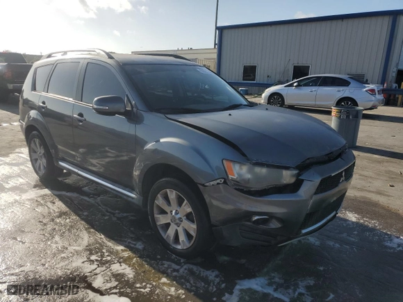2010 Mitsubishi Outlander SE with VIN JA4AS3AW6AZ018626, listed as a Copart auction lot 51621035 with 184,953 mi miles and Salvage Title. Bid and sale history available at carsss.com. Image 4.