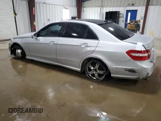 2013 Mercedes-Benz E 350 Luxury with VIN WDDHF8JB2DA756306, listed as a Copart auction lot 62992685 with 144,985 mi miles and Salvage title. Bid and sale history available at DreamBid. Image 2.