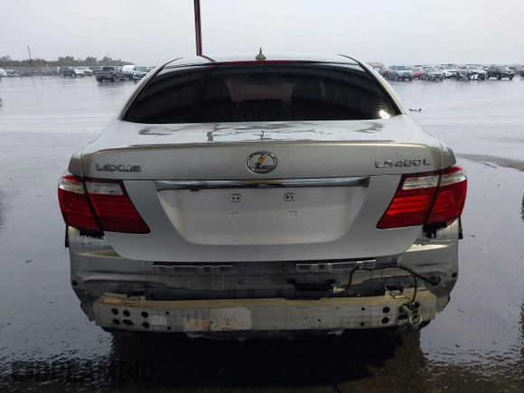 2013 Lexus LS 460 с VIN JTHBL5EF1D5114445, выставлен на аукционе IAAI как лот 41560104 с пробегом Не указан миль и . История ставок и продаж доступна на DreamBid. Изображение 16.