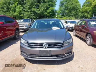 2016 Volkswagen Passat SE with VIN 1VWBS7A30GC055235, listed as a IAAI auction lot 42634670 with 155,944 mi miles and . Bid and sale history available at DreamBid. Image 12.