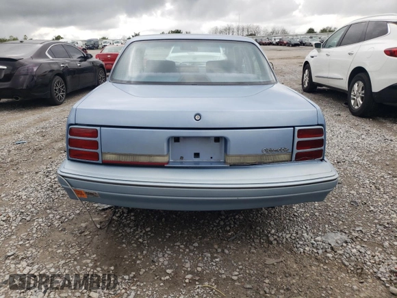 1993 Oldsmobile Cutlass Ciera S z VIN 1G3AG55N9P6451968, wystawiony jako Copart lot #72746634 z przebiegiem 88 151 mil mil oraz Szkoda całkowita • Salvage title. Historia ofert i sprzedaży dostępna na DreamBid. Obrazek 6.