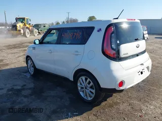 2018 Kia Soul + with VIN KNDJP3A5XJ7604109, listed as a IAAI auction lot 41408748 with 164,457 mi miles. Bid and sale history available at carsss.com. Image 3.
