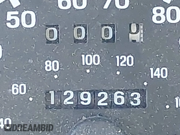 2000 Ford Explorer Eddie Bauer z VIN 1FMDU74E4YZA45773, wystawiony jako IAAI lot #41678121 z przebiegiem 129 263 mil mil oraz . Historia ofert i sprzedaży dostępna na DreamBid. Obrazek 12.