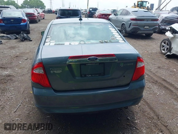 2011 Ford Fusion Hybrid with VIN 3FADP0L37BR302056, listed as a IAAI auction lot 42680595 with 276,846 mi miles and . Bid and sale history available at DreamBid. Image 16.